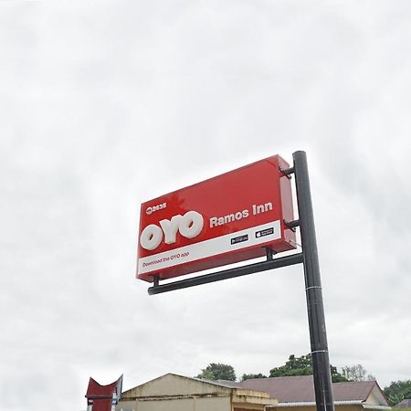 Oyo 2635 Ramos Inn Sinapuran Eksteriør billede