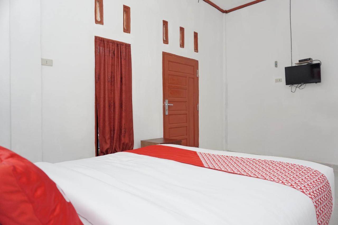 Oyo 2635 Ramos Inn Sinapuran Eksteriør billede