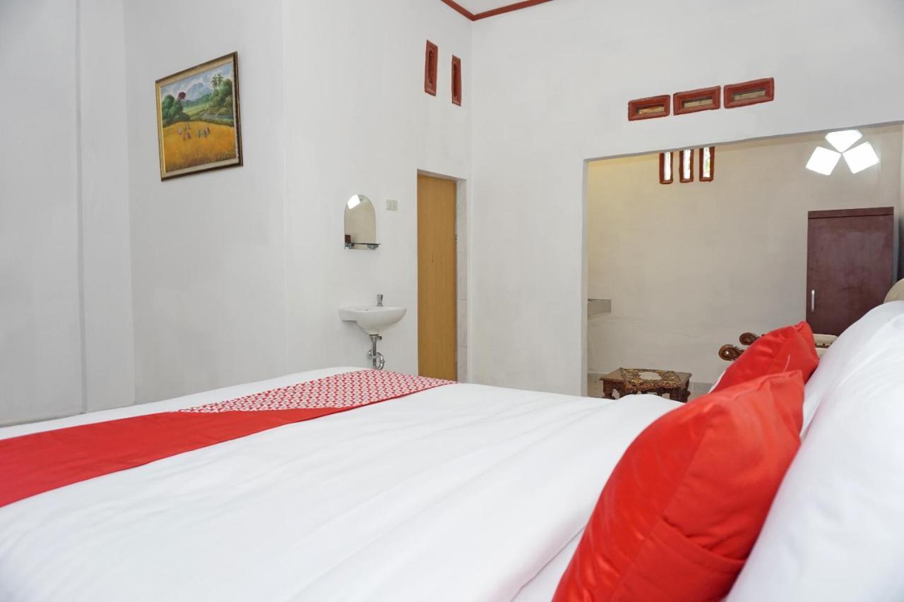 Oyo 2635 Ramos Inn Sinapuran Eksteriør billede