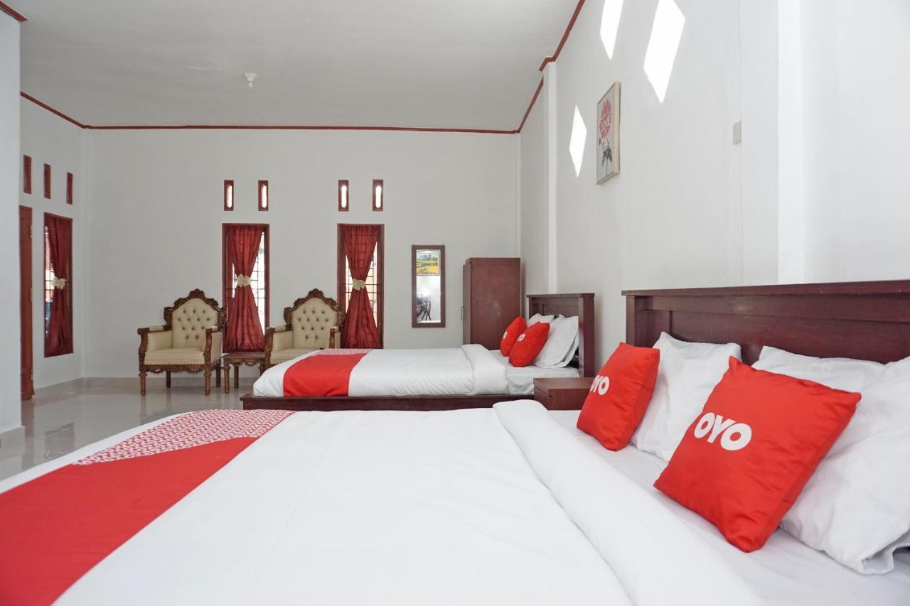 Oyo 2635 Ramos Inn Sinapuran Eksteriør billede