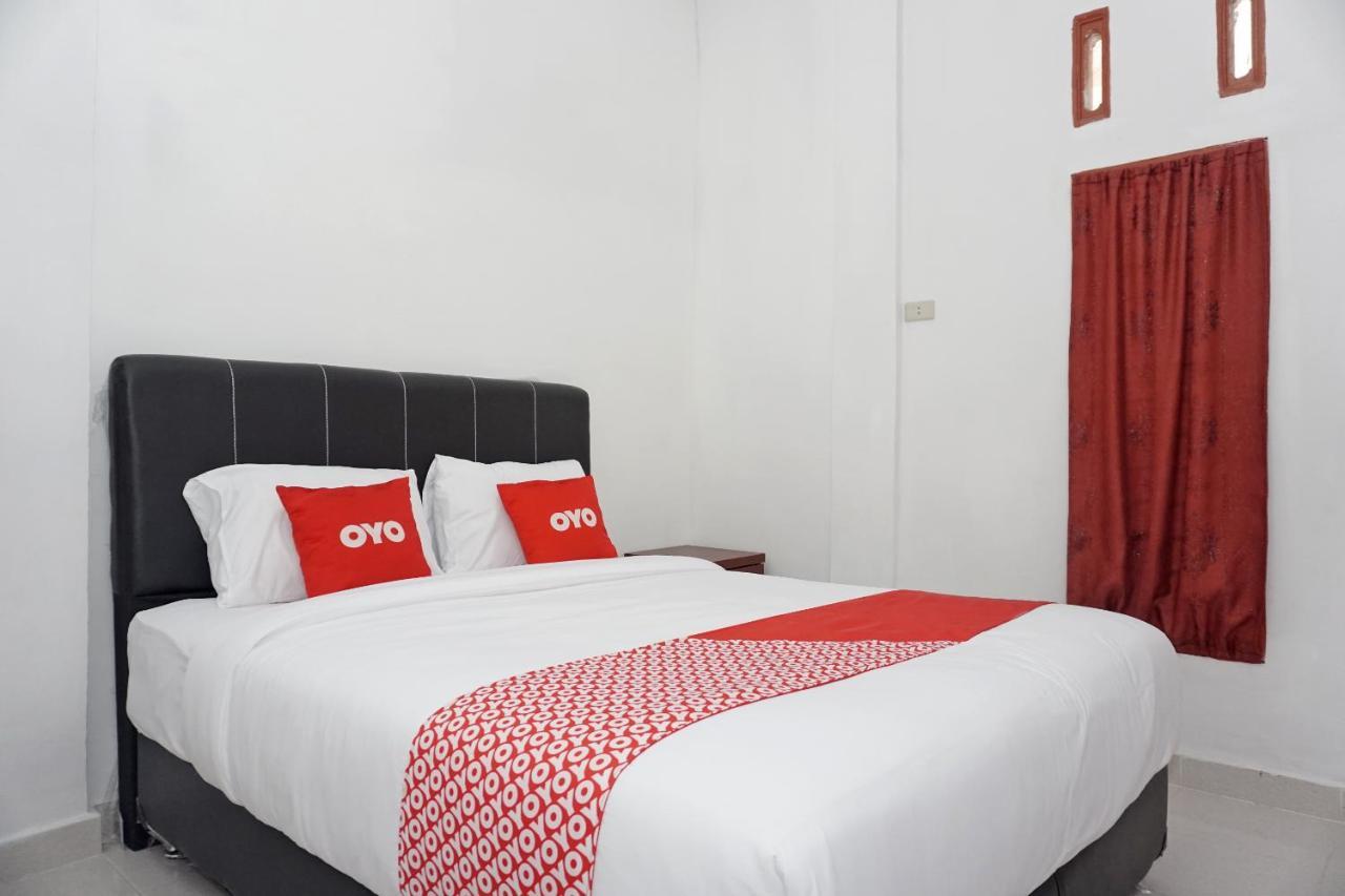 Oyo 2635 Ramos Inn Sinapuran Eksteriør billede