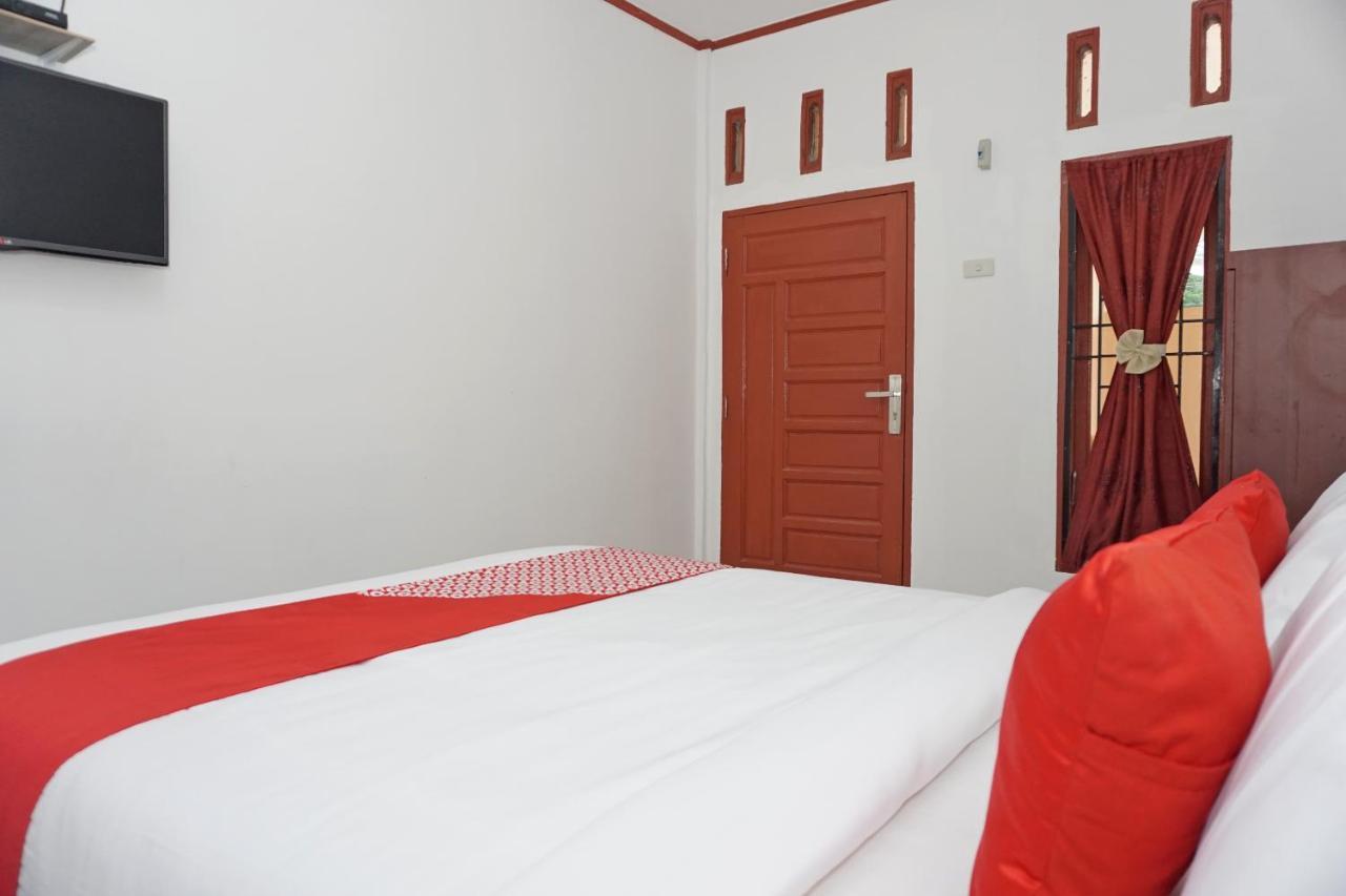 Oyo 2635 Ramos Inn Sinapuran Eksteriør billede