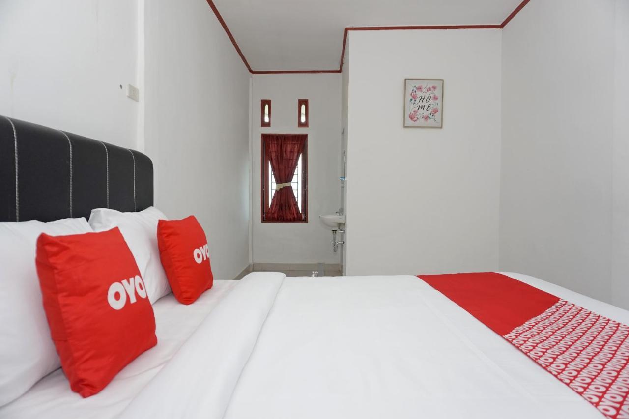 Oyo 2635 Ramos Inn Sinapuran Eksteriør billede